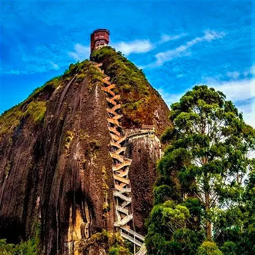 Tour a Guatape